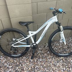 Specialized Myka XS 26”