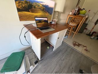 Foldable Desk and monitor