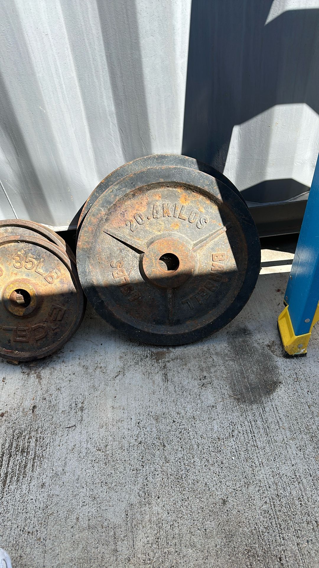 Barbell Plates 