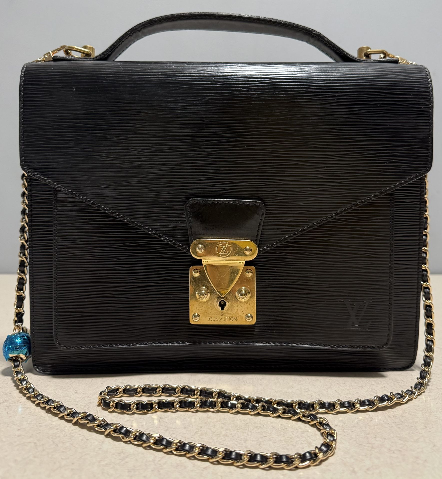 LOUIS VUITTON Epi Monceau Black