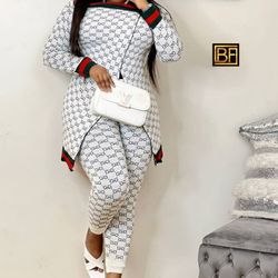 Ladies 2 Piece Set 