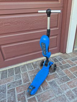 Toddler 3 wheel Scooter