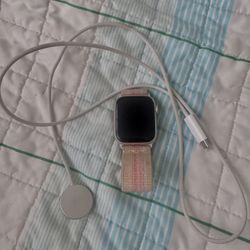 Apple Watch Series 9GPS + Cellular, 45mm Starlight Aluminum Case 