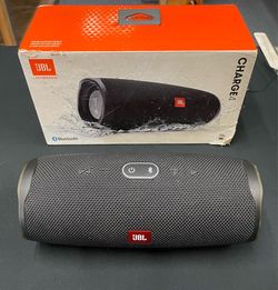 JBL Charge 4 Bluetooth Speaker