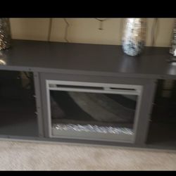65 IN TV Stand w/led Lights 