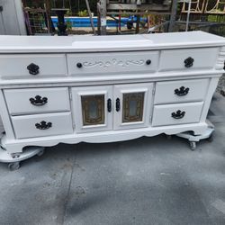 White Dresser