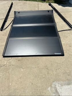 Tonneau cover