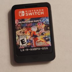 NINTENDO SWITCH MARIO KART 8 DELUXE 