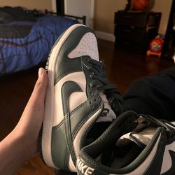 Nike green dunks sb