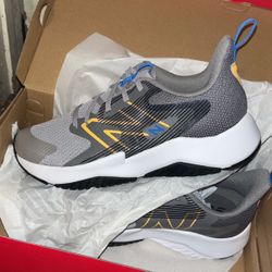 New balance Tennis Shoes