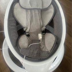 Munchkin Swing