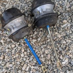 Two Truck Air Brake Actuators