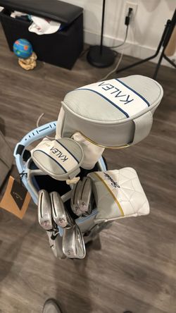 TaylorMade Kalea Gold Ladies’ Golf Set + NEW Callaway Bag