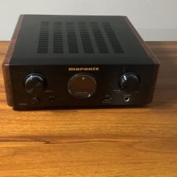 Marantz HD-DAC1 Headphone Amplifier with DAC-model for Sale in