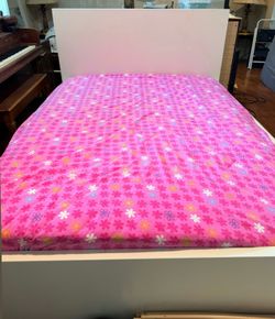 Full Size Bed