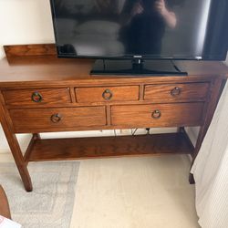 Nice Sturdy Wood Dresser/cabinet