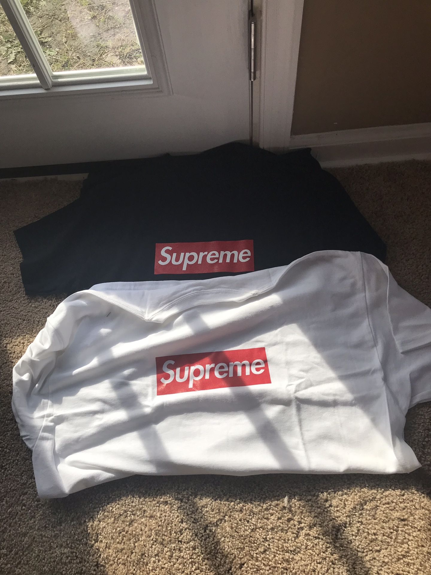Supreme/ thrasher T-shirt’s $15 each pickup only