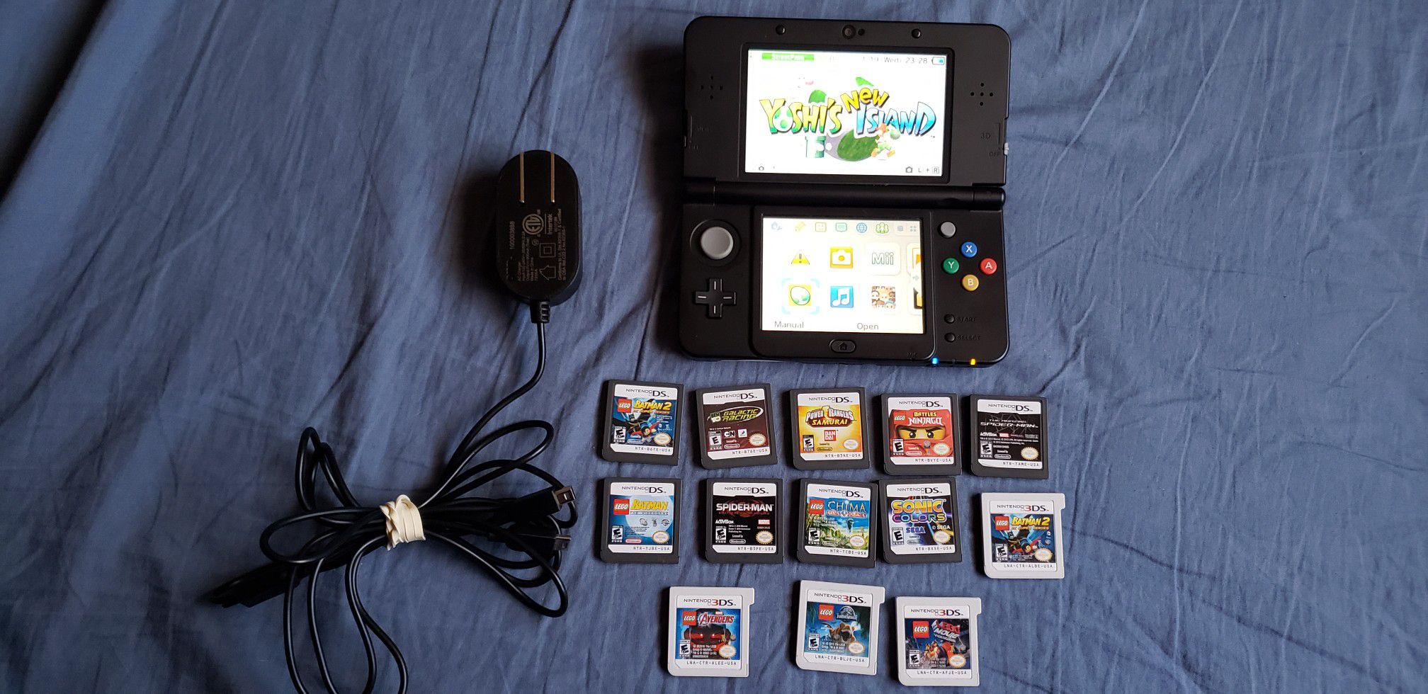 Nintendo 3ds Luigi special edition with case and 14 games for $120