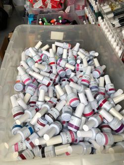 C C gel polish ( brand new)