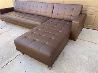 Sectional couch
