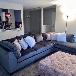 Gray Sectional W/ottoman 