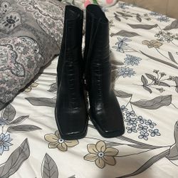 Princess Polly Boots