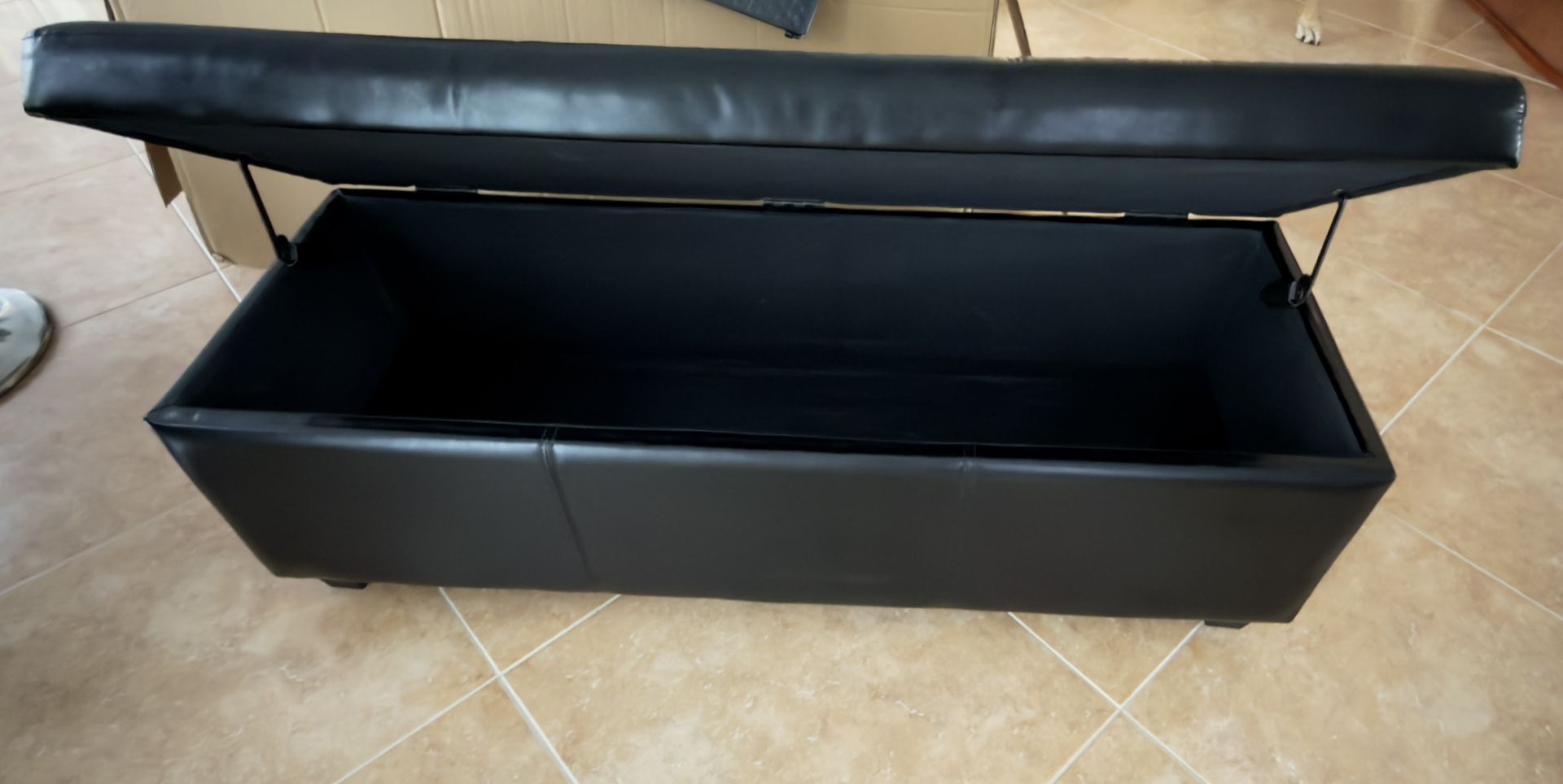 Storage ottoman