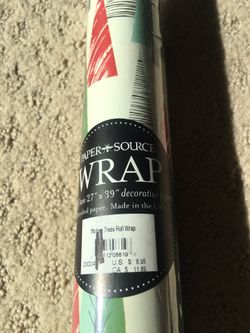 NEW Xmas wrapping paper
