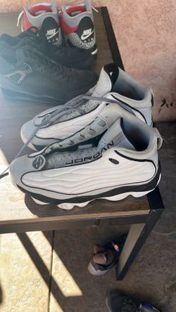 Men’s Jordan’s size 9