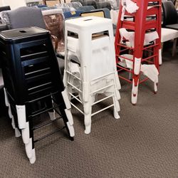 【Set of 4】Metal Backless Bar Stools Set of 4, 30" Bar Height Modern Industrial Barstools w/Cut-Out Handle, Footrest, Rubber Foot Pads, Stackable Bar D