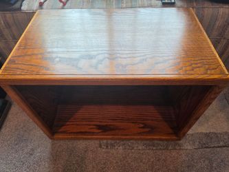 Medium Tone SolidOak Side/End Table