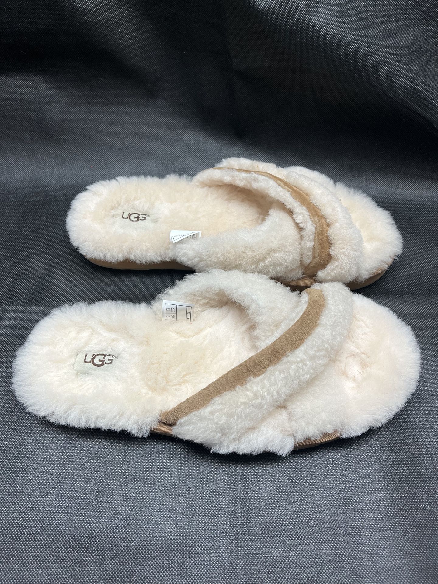 UGG Slippers Woman’s Size 9