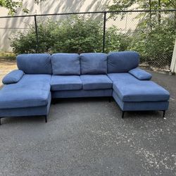 Sectional Couch Blue(Free Delivery)🚚