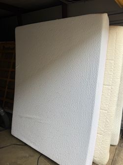 Queen Size Memory Foam Mattress ONLY