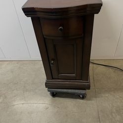 End Table With Outlet