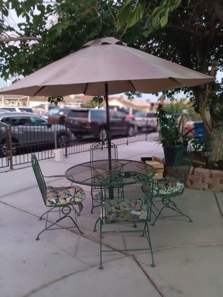 Patio Set