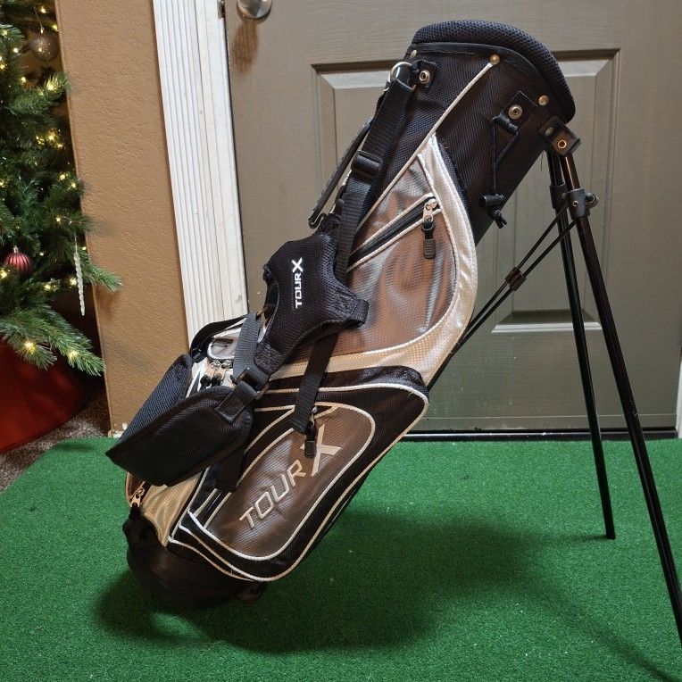 kids golf bag.