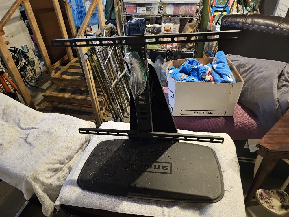 Sanus Large TV Mount