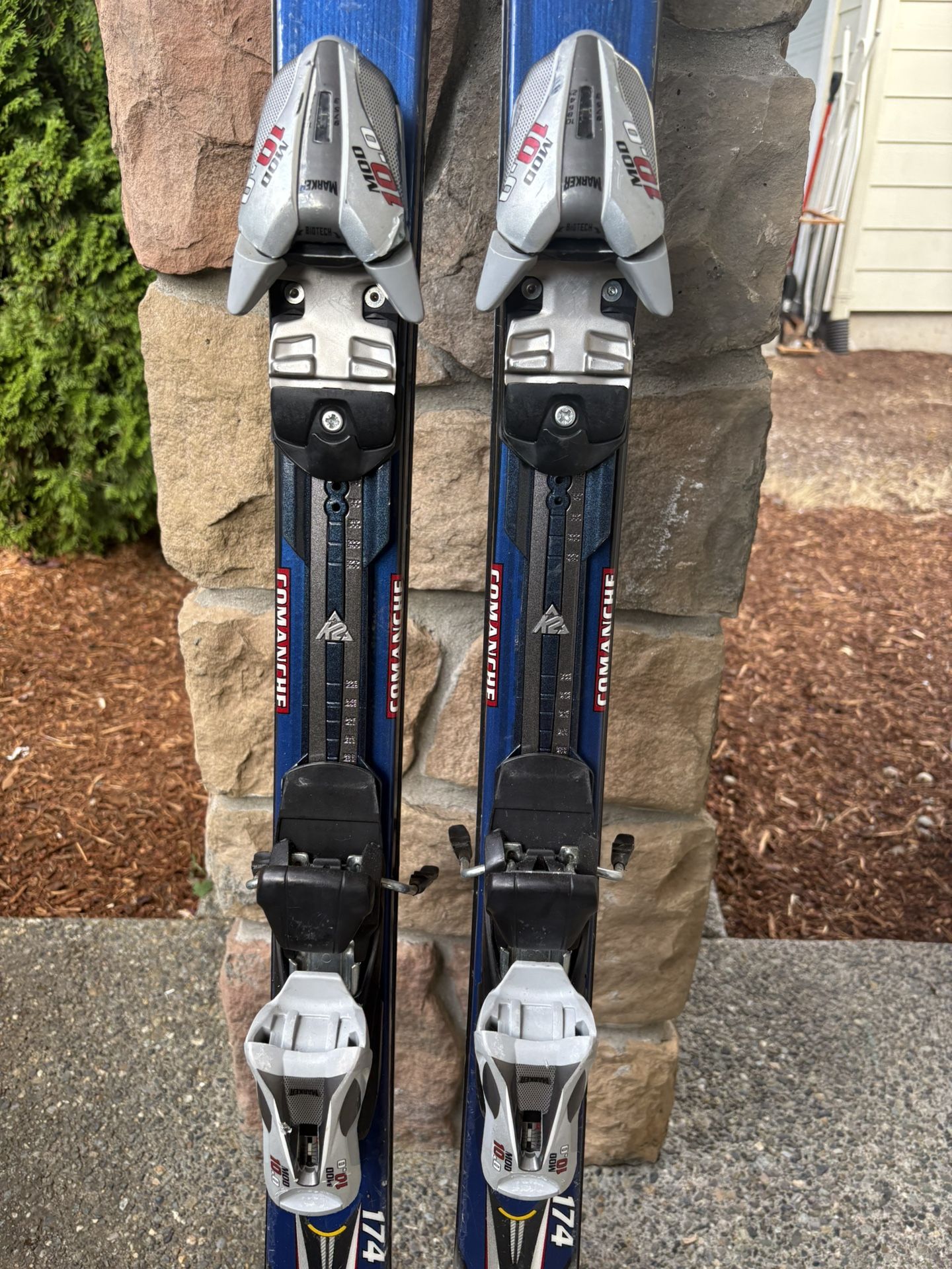 K2 Comanche 2Com Skis 174cm w/ Marker MOD 10.0 Bindings