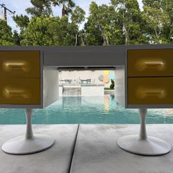 Broyhill Space Age Chapter One Desk