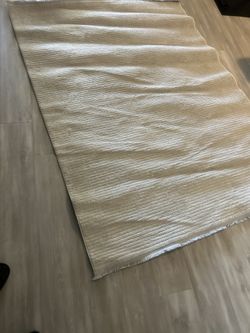 5’ X 7’ Area Rug, Cream Color