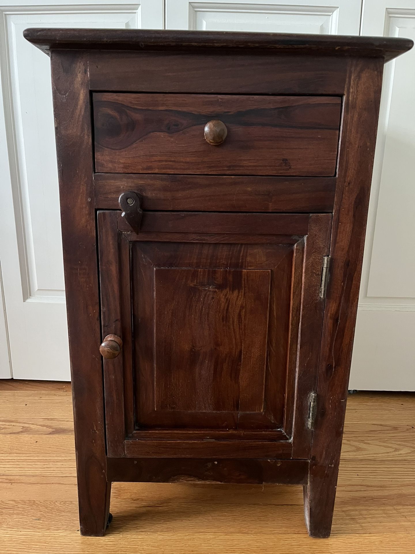 Vintage Solid Wood Side Table/Nightstand - 26" T x 16" D x 15.75" W