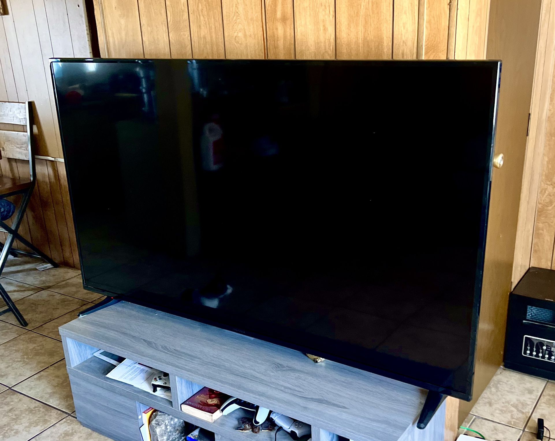 4K Ultra HD Amazon Fire TV - 70” (inches/pulgadas) 