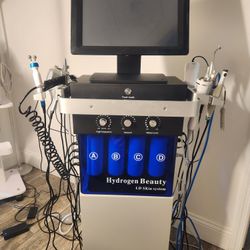 Hydrafacial 