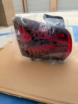 Left Tail Light 22/24 CHEVROLET Equinox