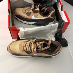 Nike Shoes 