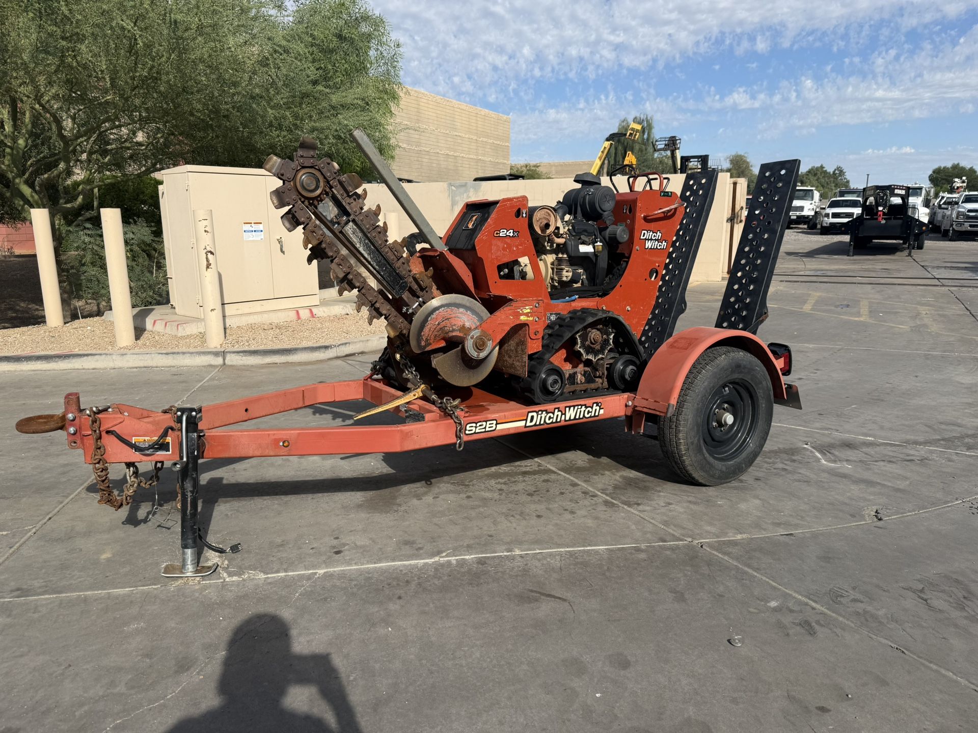 2020 Ditch Witch Cx24 Trencher