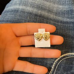 10k Gold Heart Earrings 