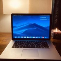 2015 Macbook Pro 15” Excellent Condition