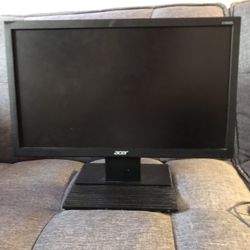 Computer Monitor Acer (18in , Barely Used)